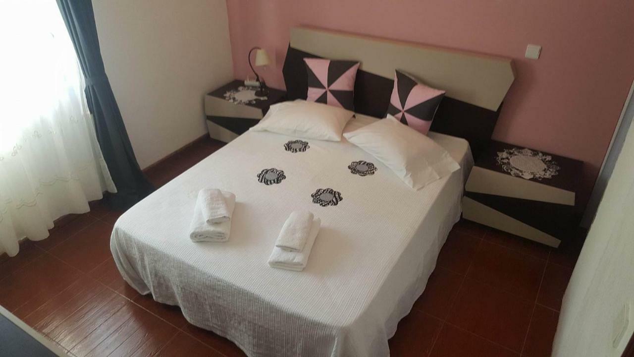 Residencia Mateus Hotel Faja Grande Ngoại thất bức ảnh
